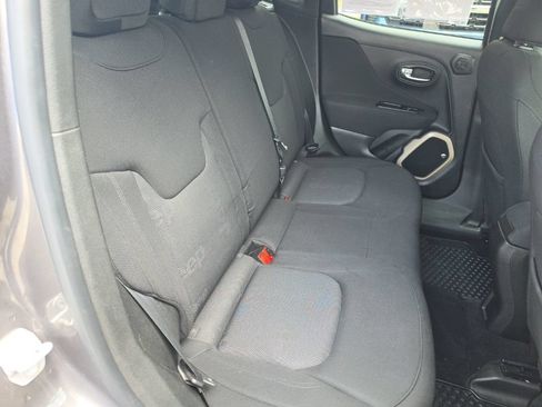 Used 2016 Jeep Renegade Latitude w/ Cold Weather Group AWD/4WD image 25