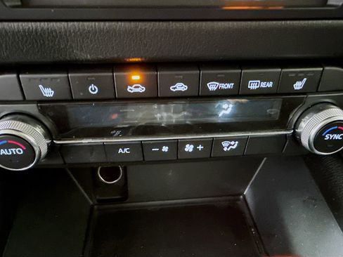 Used 2019 MAZDA CX-5 Touring image 16