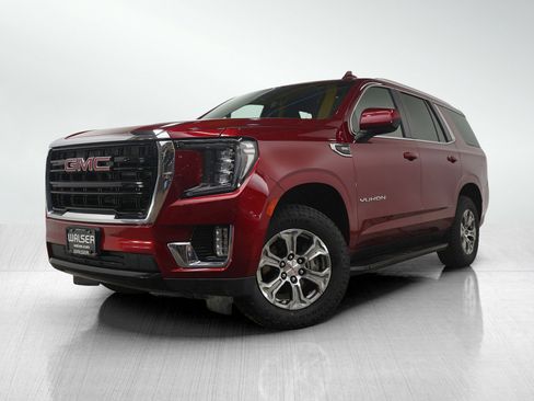 Used 2023 GMC Yukon SLE AWD/4WD image 1