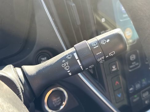 Used 2024 Subaru Impreza 2.0i Sport image 17