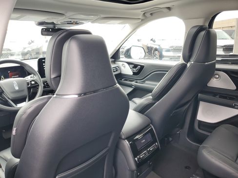 New 2026 Lincoln Aviator Reserve image 24