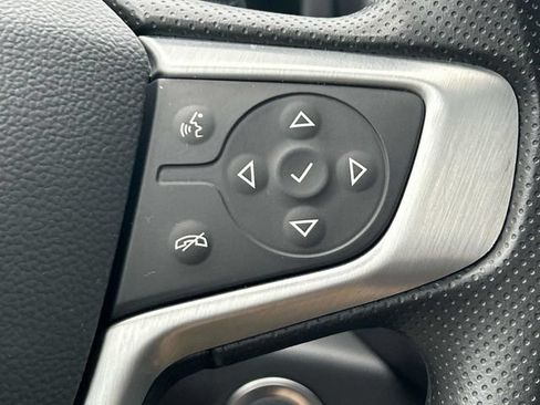 Used 2024 GMC Terrain SLE w/ Driver Convenience Package FWD image 30