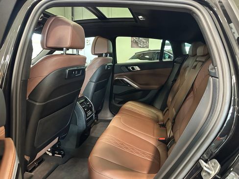 Used 2023 BMW X6 M50i AWD/4WD image 41