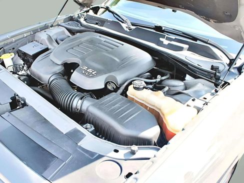 Used 2017 Dodge Challenger SXT Plus image 29