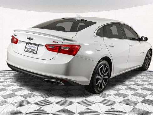 Used 2022 Chevrolet Malibu RS FWD image 13