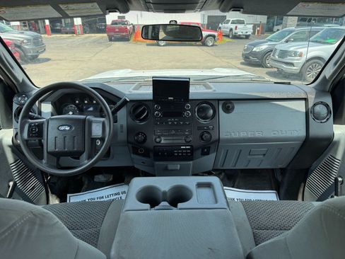 Used 2015 Ford F250 XL w/ Snow Plow Prep Package AWD/4WD image 20