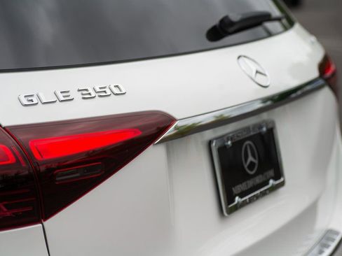Certified 2025 Mercedes-Benz GLE 350 4MATIC image 18