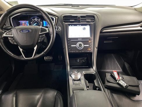 Used 2017 Ford Fusion Titanium FWD image 2
