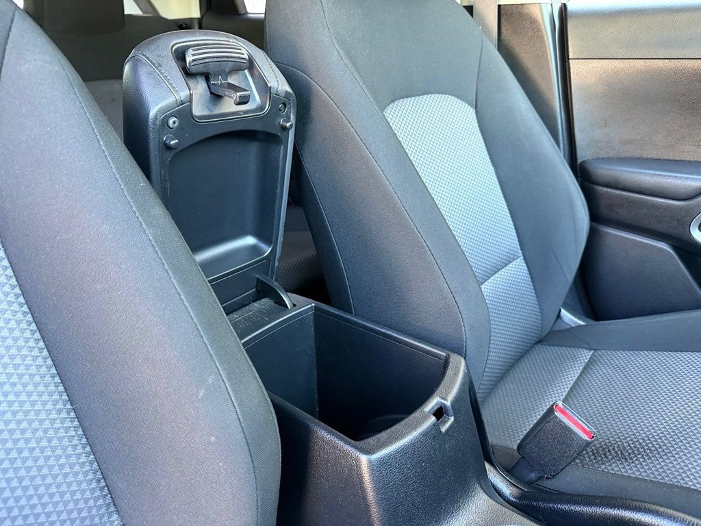 Used 2022 Kia Soul LX w/ Technology Package FWD image 38