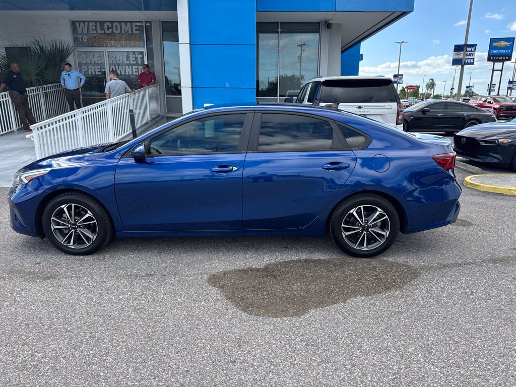 Used 2022 Kia Forte LXS FWD image 7