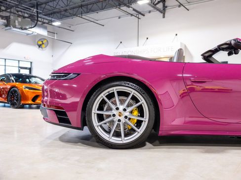 Used 2023 Porsche 911 Carrera w/ Premium Package RWD image 25