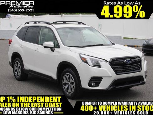 Used 2024 Subaru Forester Premium AWD/4WD image 1