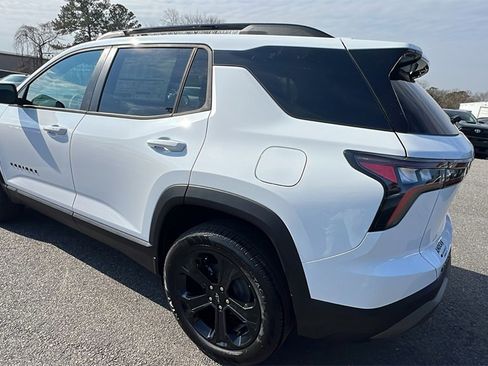 New 2026 Chevrolet Equinox LT image 7