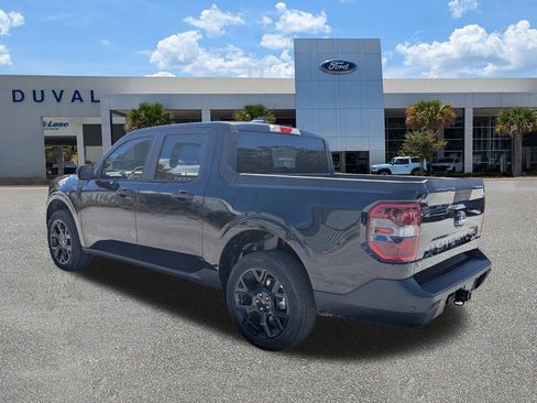 New 2025 Ford Maverick Lobo image 5