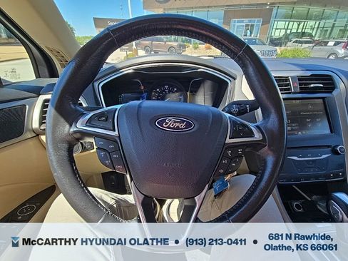 Used 2014 Ford Fusion SE w/ Equipment Group 502A FWD image 3