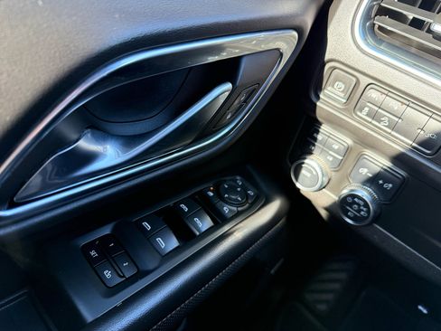 Used 2021 GMC Yukon XL AT4 w/ Rear Media and Nav Package image 30