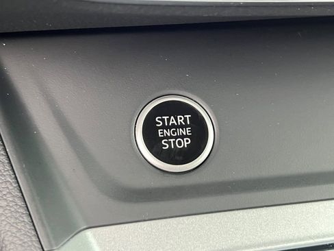 Used 2021 Audi Q3 2.0T Premium w/ Convenience Package image 31