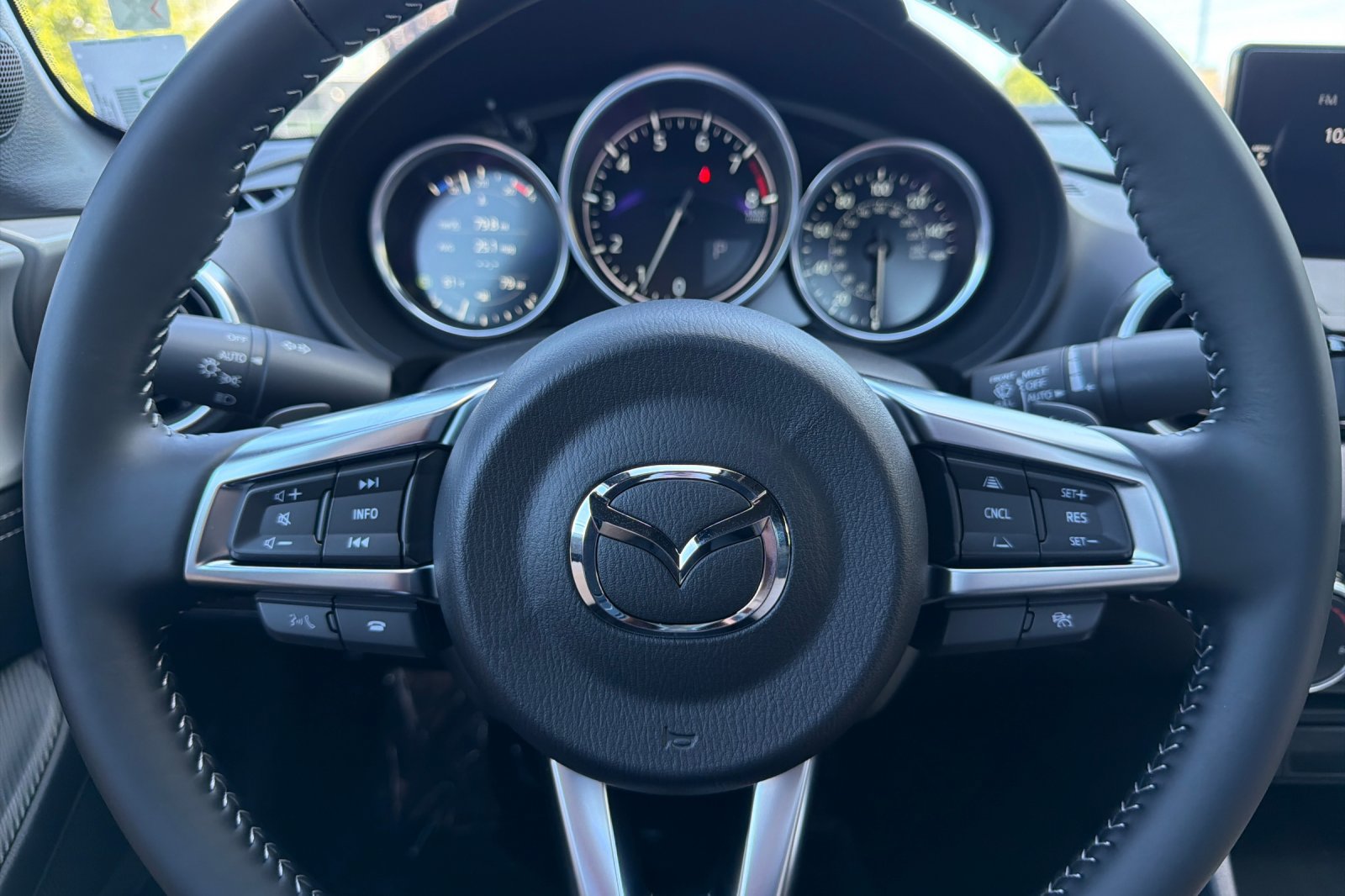 New 2026 MAZDA MX-5 Miata Grand Touring w/ Weather Package RWD image 25