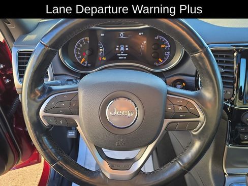 Used 2020 Jeep Grand Cherokee Altitude image 10