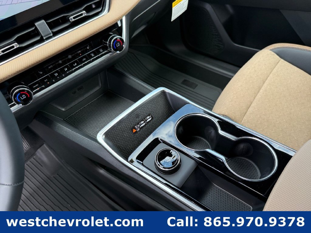 New 2027 Chevrolet Equinox ACTIV w/ Safety and Technology Package FWD image 9