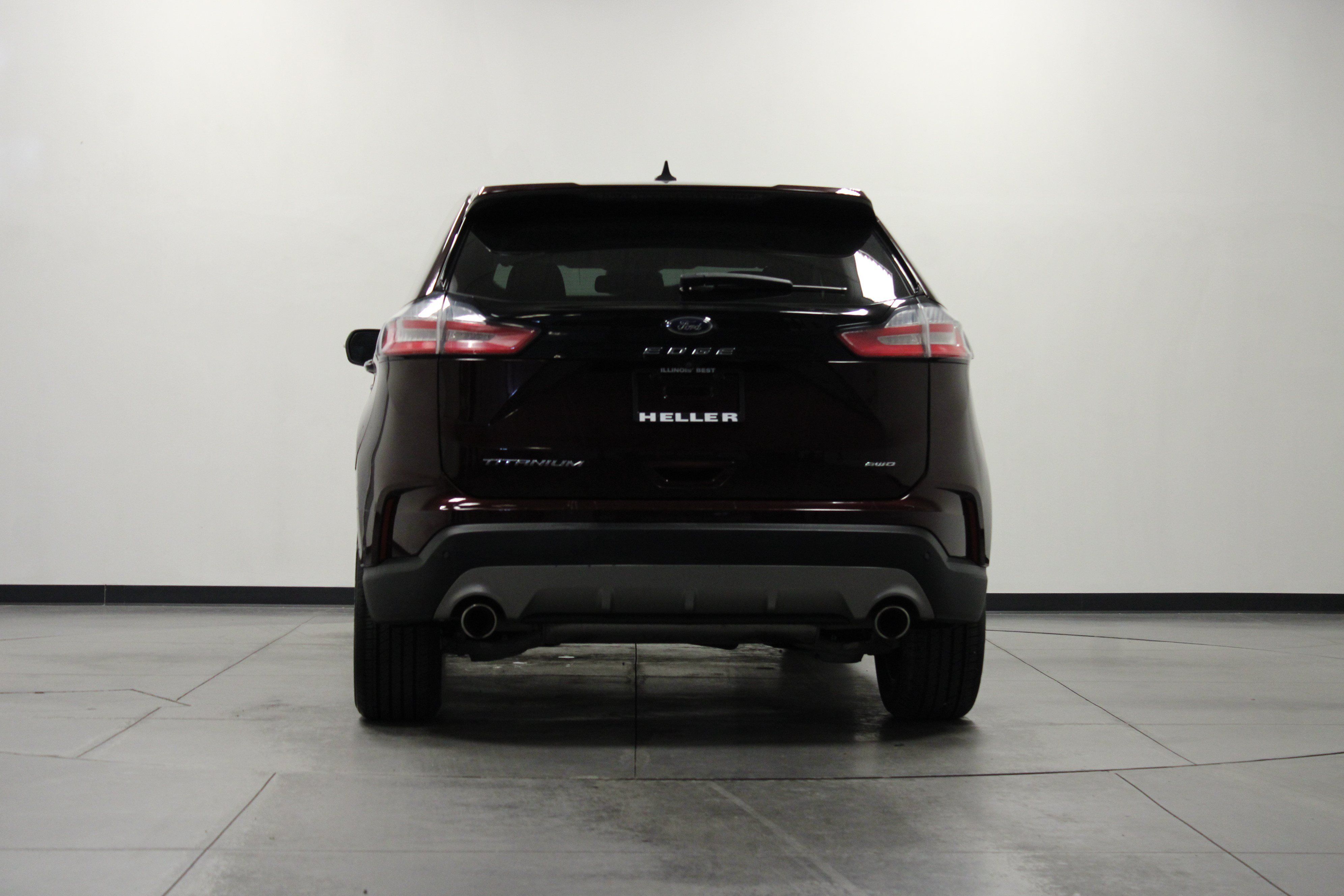 Used 2021 Ford Edge Titanium AWD/4WD image 5
