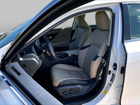 Used 2019 Lexus ES 350 w/ Premium Package FWD image 8