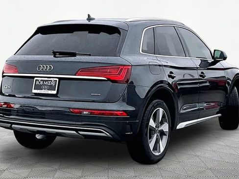 Used 2023 Audi Q5 2.0T Premium Plus w/ Premium Plus Package AWD/4WD image 2