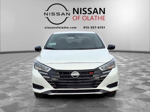 New 2025 Nissan Versa SR w/ Trunk Package FWD image 26