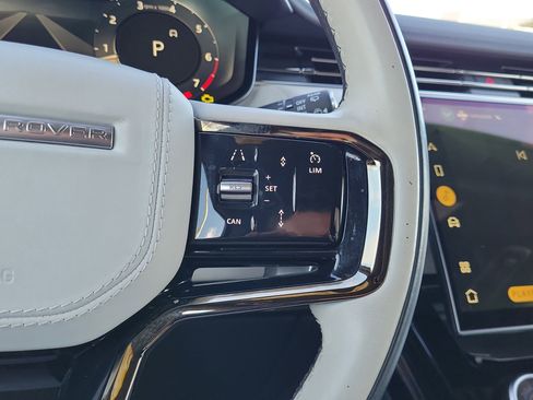 Used 2023 Land Rover Range Rover Sport SE Dynamic image 16