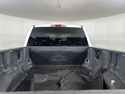 Used 2017 Ford F250 XLT image 26