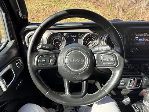 Used 2020 Jeep Wrangler Sport image 18