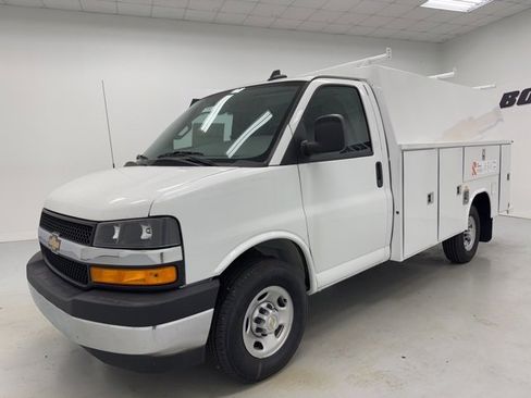 New 2025 Chevrolet Express 3500 w/ Power Convenience Package image 1