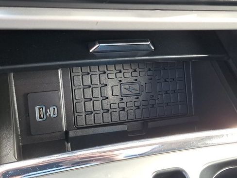 Certified 2023 Ford Expedition Max XLT image 31