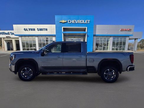Used 2025 GMC Sierra 2500 SLT w/ SLT Convenience Package AWD/4WD image 11