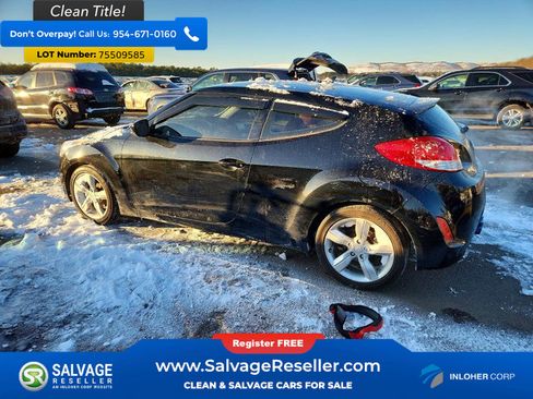 Used 2014 Hyundai Veloster w/ Style Package 02 image 3