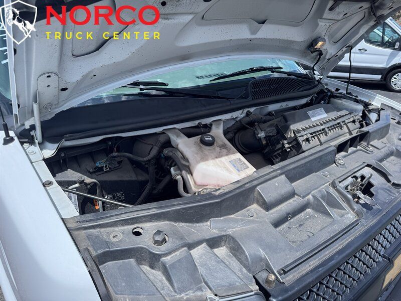 Used 2021 Chevrolet Express 3500 LS RWD image 27