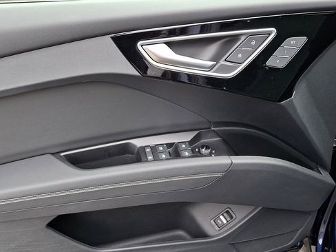 Certified 2023 Audi Q4 e-tron Premium Plus w/ Premium Plus image 18