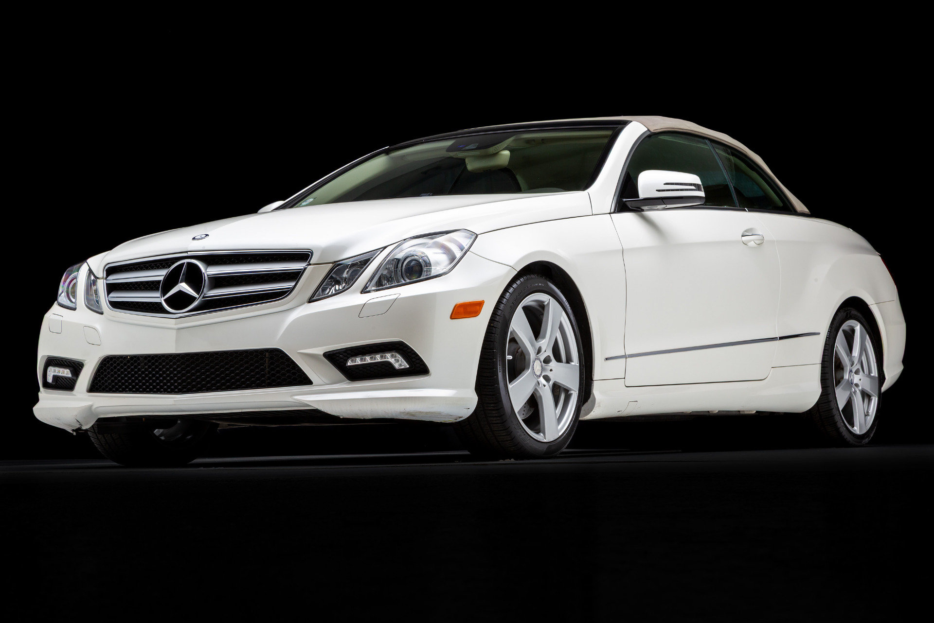 Used 2011 Mercedes-Benz E 550 Cabriolet image 11