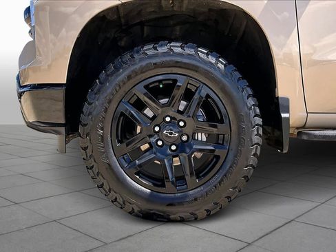 Used 2023 Chevrolet Silverado 1500 LT Trail Boss w/ Protection Package image 11