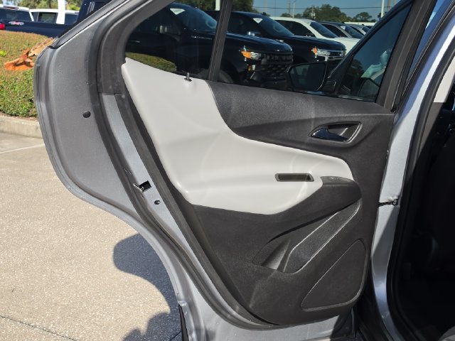 Used 2023 Chevrolet Equinox LS w/ LS Convenience Package FWD image 14