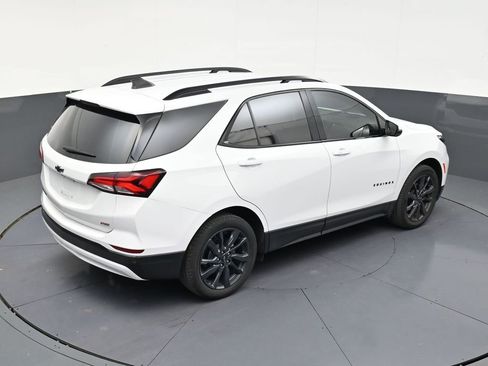 Used 2024 Chevrolet Equinox RS w/ RS Leather Package FWD image 16