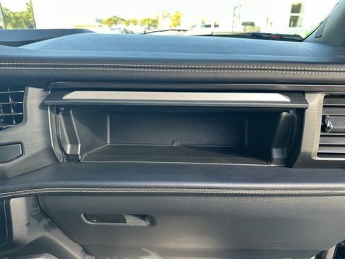 Used 2022 Ford Expedition Max Platinum image 17