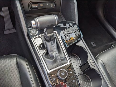 Certified 2024 Kia Sportage SX image 28