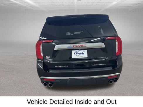 Used 2023 GMC Yukon XL Denali AWD/4WD image 12