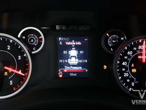 New 2026 RAM 3500 Tradesman AWD/4WD image 19