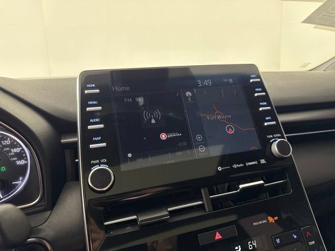 Used 2022 Toyota Avalon Touring w/ Advanced Safety Package FWD image 19