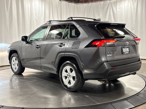 Used 2021 Toyota RAV4 XLE w/ XLE Grade Weather Package AWD/4WD image 9