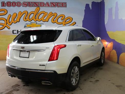 Used 2019 Cadillac XT5 Luxury w/ Trailering Package AWD/4WD image 5