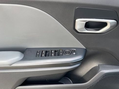 New 2026 Kia K4 LXS image 12