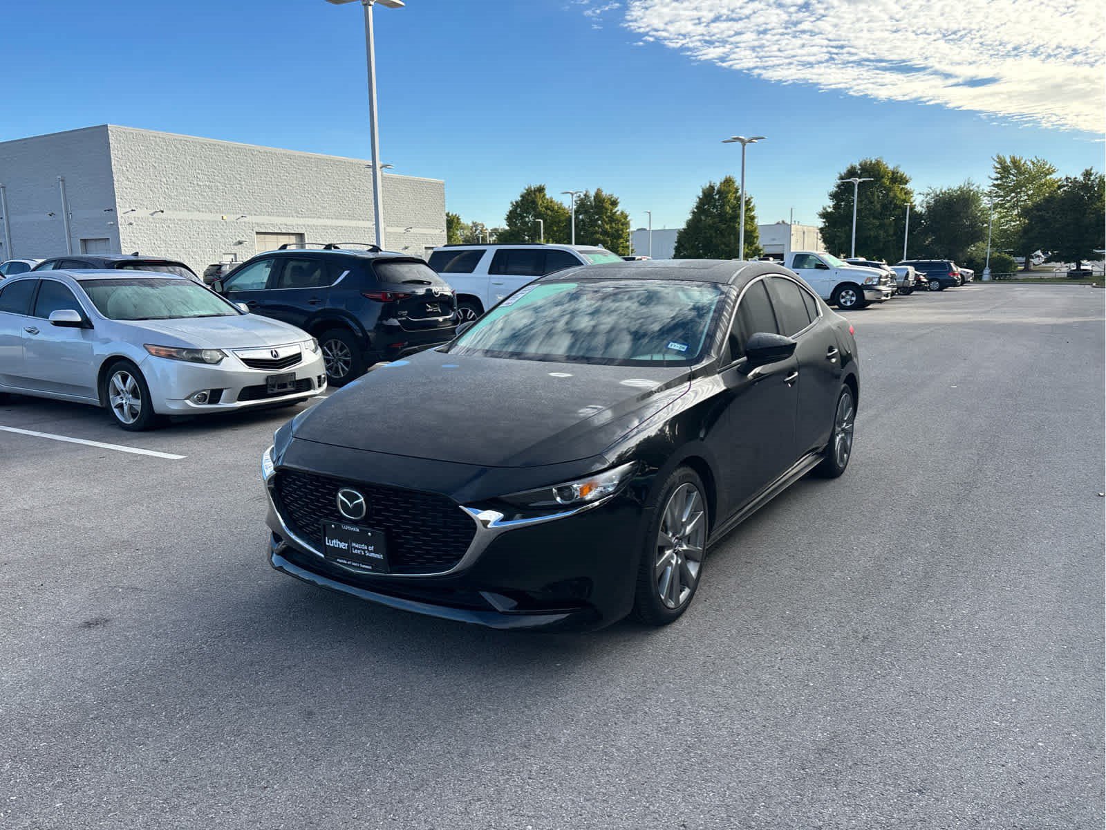 Used 2022 MAZDA MAZDA3 s FWD image 2